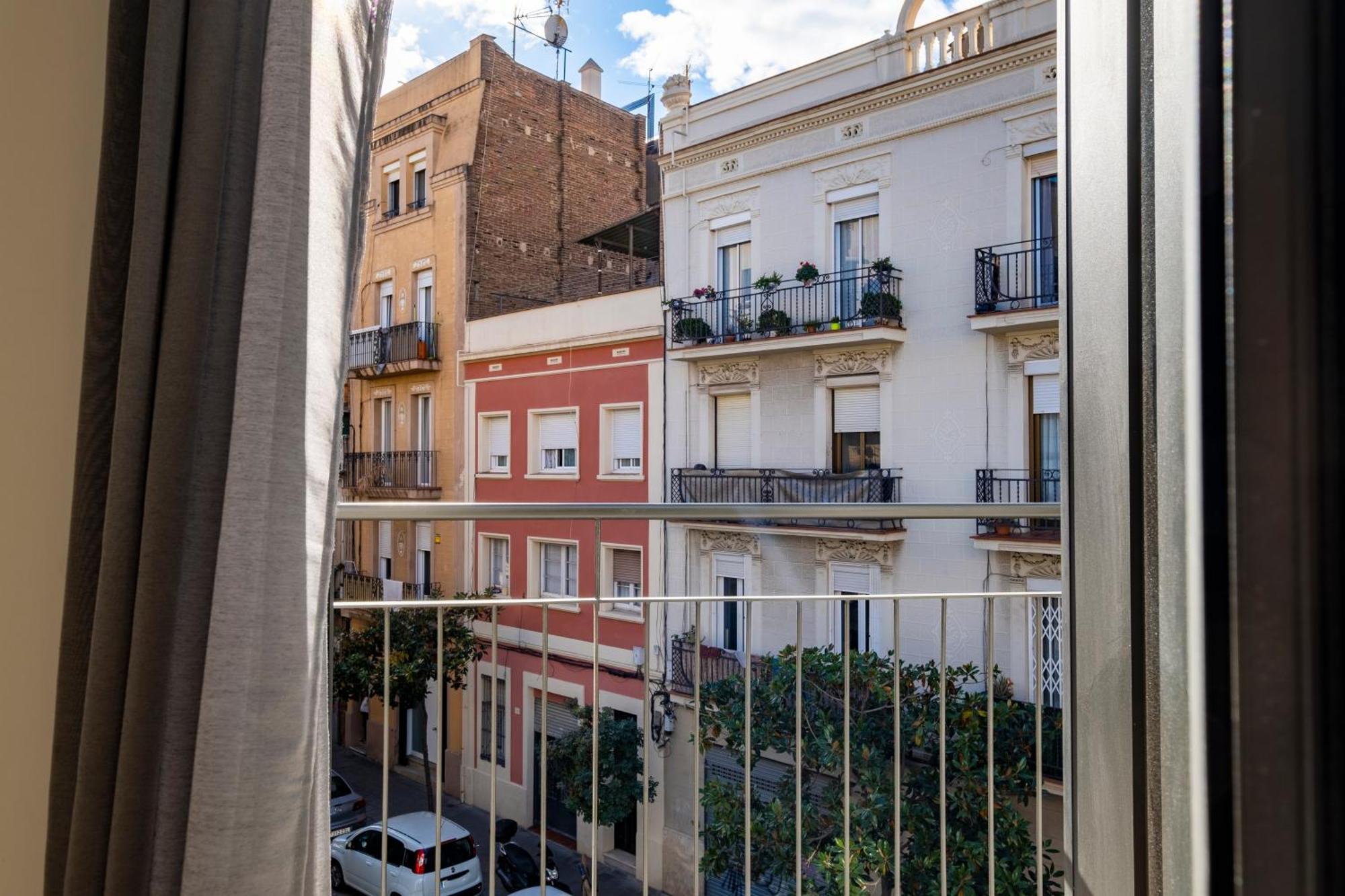 Centric Apartment Camp Nou 2 لوسبيتاليت دي يوبريغات المظهر الخارجي الصورة